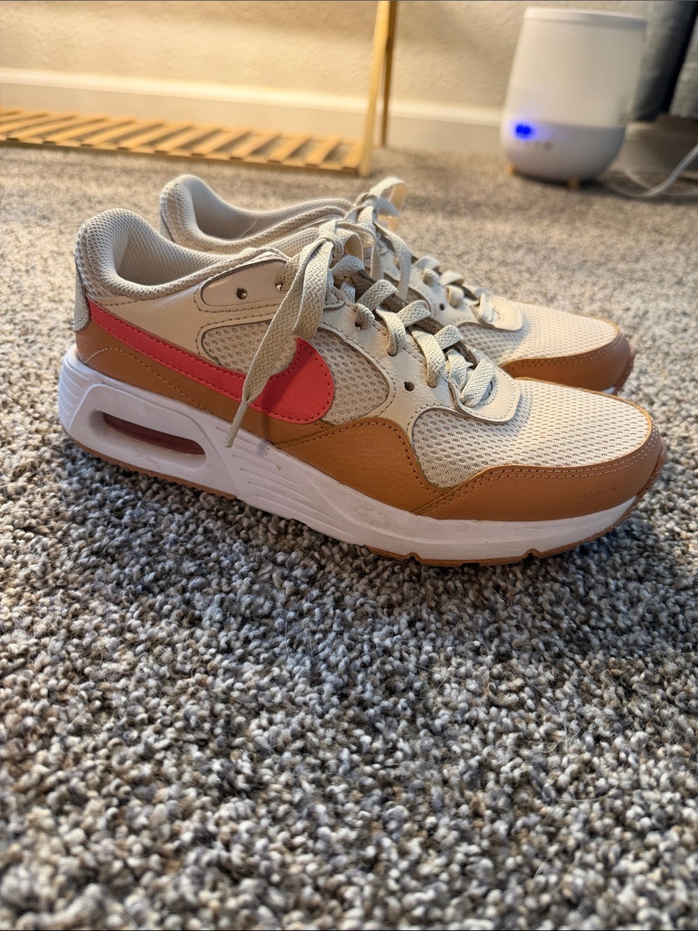 Nike Women's Beige and Tan Athletic Sneakers with Coral Swoosh